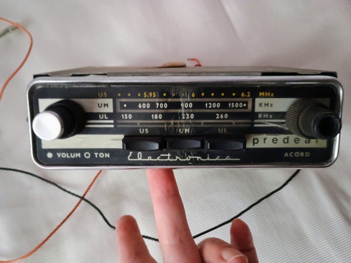 Aparat radio auto PREDEAL-Electronica Bucuresti