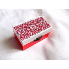 Cutie lemn decorata cu motiv traditional 33785