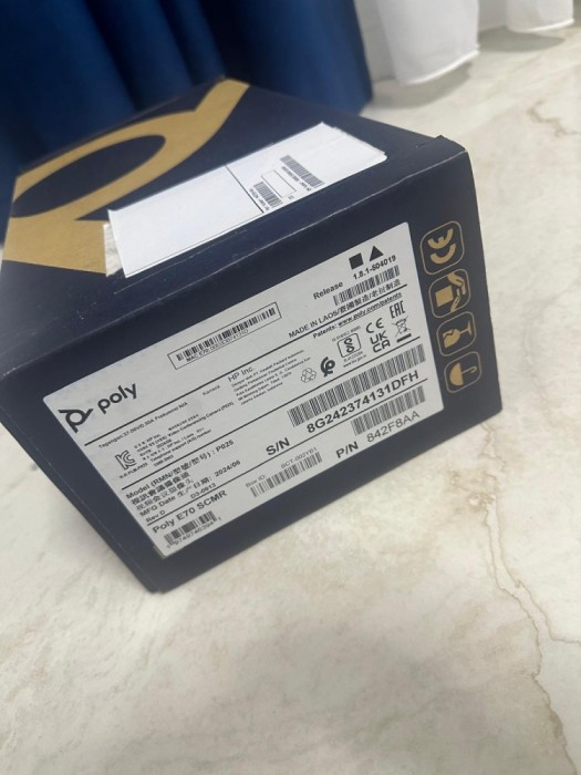 vand camera web poly e70 noua la cutie