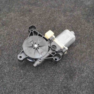 Motor macara geam ușă dreapta față AUDI A3 8V1, 8VK 2013 OEM: 5Q0959801B0130822717 2412801 foto