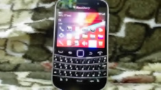 SMARTPHONE BLACKBERRY 9900 BOLD FUNCTIONAL SI LIBER DE RETEA.CITITI DESCRIEREA! foto
