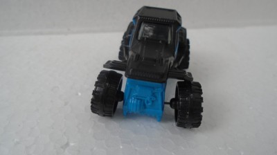 bnk jc Matchbox MB 1053 Ghe-O Predator foto