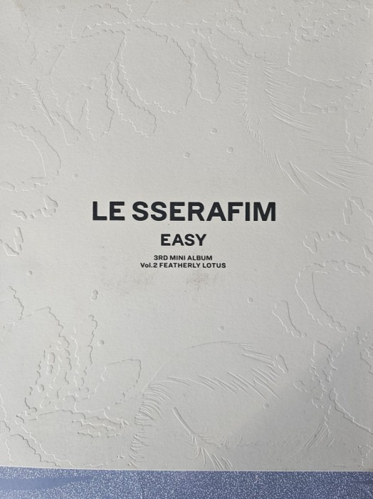Le Sserafim, Vol. 2 Featherly Lotus