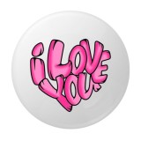 Cumpara ieftin Insigna rotunda I Love You, mesaj romantic roz, 58 mm, sistem prindere cu ac metalic
