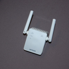 Range extender NETGEAR EX3700 AC750 WIFI RANGE EXTENDER