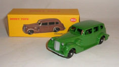 Macheta Packard Eight Sedan - Dinky Toys foto