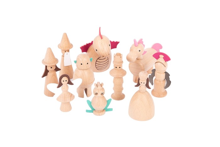 Set 10 figurine din lemn lumea basmelor