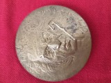 medalie bronz argintat , Sergiu Celibidache , ilustru dirijor .Verso , Ateneul Roman si o bagheta de dirijor orchestra . Dimensini 60 mm