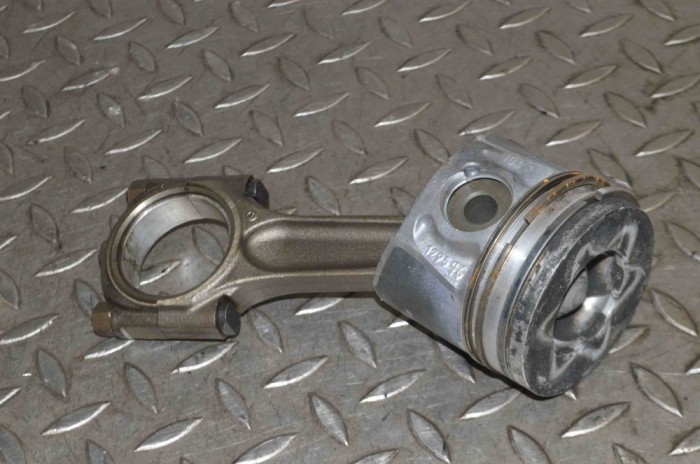 Piston FORD S-MAX WA6 2009 OEM: hs2r1