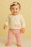 Cumpara ieftin Set bebelusi cu bluzita ivoire cu fundita si pantaloni roz (Marime Disponibila: