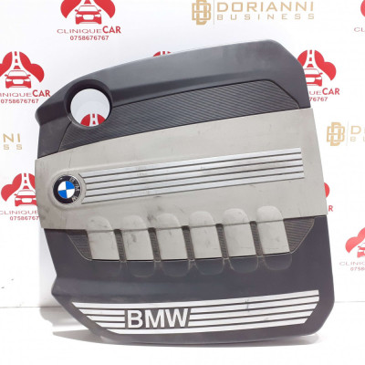Capac motor BMW Seria 7 F02 F01 730d 3.0 D 2008-2012 13717802848 foto