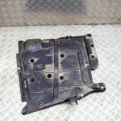 Scut motor dreapta spate BMW 3 G20, G28 2019 OEM: 7435570 foto