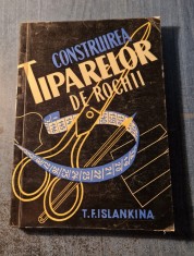 Construirea tiparelir de rochii T. F. Islankina foto