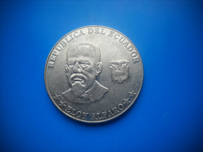 HOPCT ECUADOR 50 CENTAVOS 2000 ELOY ALFARO -GIGANTICA =30 MM foto