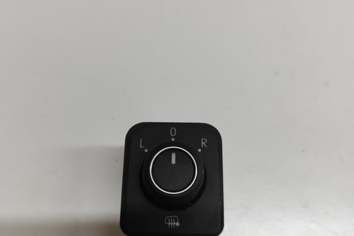 Comutator de reglare oglinda VW POLO AW1, BZ1, AE1 2020 OEM: 2G0959565D | 31866858