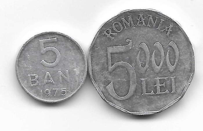 Romania (300) - 5 Bani 1975, 5000 Lei 2002 - monede aluminiu