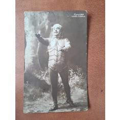Fotografie tip carte postala, actorul Ciucurete in Orfeu in Infern, inceput de secol XX