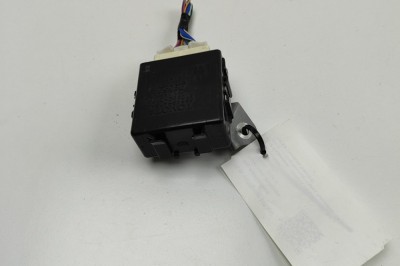 Releu TOYOTA PRIUS PLUS _W4_ 2019 OEM: 85940-47040,423000-2090 30555769 foto