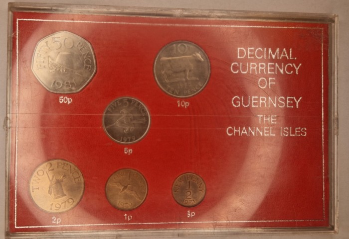 Set Monede Guernsey 6 monede, plastic zgariat, 6 monede