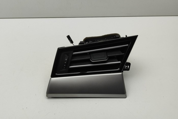 Gura de ventilație planșa de bord VW PASSAT Variant B8 3G5 2017 OEM: 3G1853261N,3G1819701 30293501