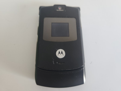 Telefon Motorola V3 folosit foto