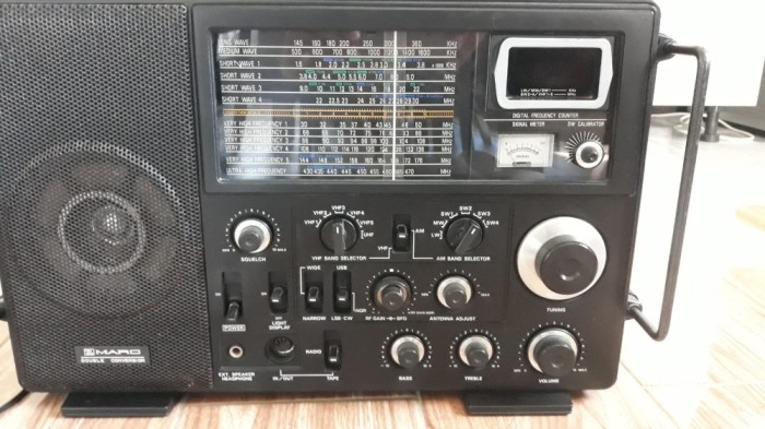 radio profesional Marc 82F1