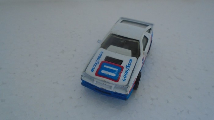 bnk jc Matchbox Dodge Daytona Turbo Z laser wheels - 1/58