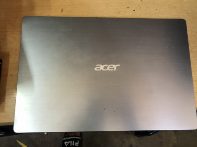 Capac display Acer Aspire SF315 - 52g - A163 foto