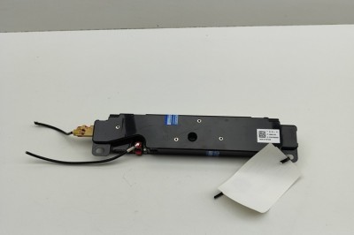 Amplificator de antena TESLA MODEL Y 2024 OEM: 1585601-00-E | 30760922 foto
