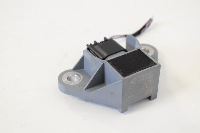 Senzor de impact dreapta față BMW 7 F01, F02 2012 OEM: 9268438 3997929 foto
