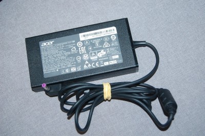 ncarcator laptop ACER 19V 135W 7.1A model PA-1131-16 mufa 5.5*1.7 mm foto