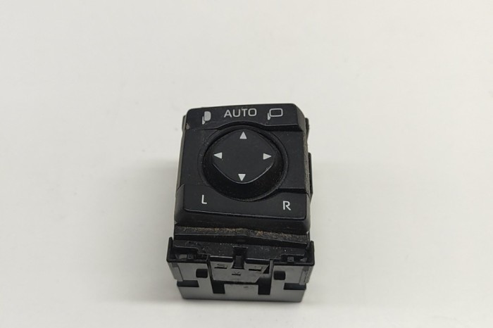 Comutator de reglare oglinda TOYOTA RAV 4 V XA50 2018 OEM: 84872-42030 30658780