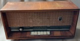 Radio cu tuburi de epocă, modelul Electronica Carmen 3