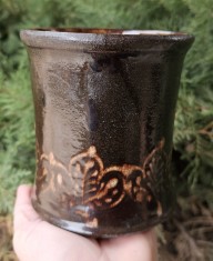 VAS/OBIECT DIN CERAMICA VINTAGE, LUCRAT SI DECORAT MANUAL