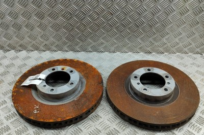 Set disc de fr&amp;acirc;nă față PORSCHE Taycan 2022 OEM: 9J1615302A,9J1615301A 31646858 foto