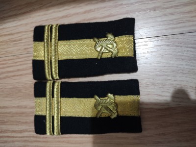 epoleti militari domeniul auto foto