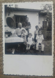Scena de familie cu copii si gramofon/ fotografie, Romania 1900 - 1950, Portrete