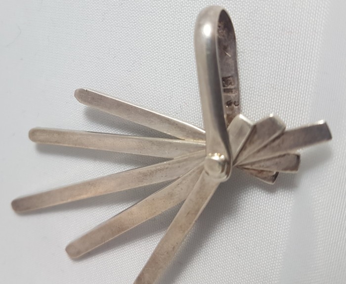 Pandantiv vintage din argint model deosebit manufacturat