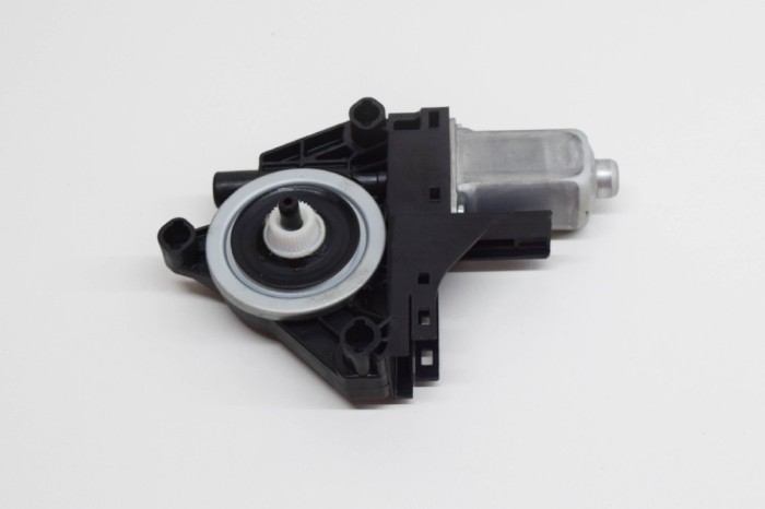 Motor macara geam ușă st&acirc;nga spate VOLVO XC90 II 2018 11402646