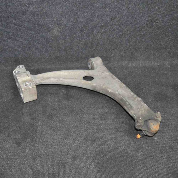 Braț inferior dreapta față VW PASSAT B6 3C2 2005 OEM: 3C0407153B