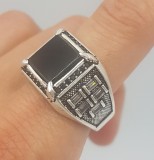 Superb inel barbatesc /unisex din argint ,onix si zirconii - nou