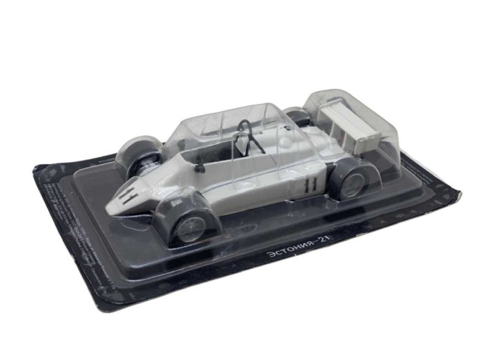 Macheta Estonia 21, alb 1/43