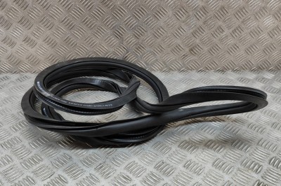 Garnitura ușă dreapta spate VW ID.4 E21 2021 OEM: 11A867914B | 22150841 foto