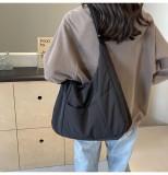 Cumpara ieftin Geanta casual de umar, TAIKESEN LADY W-1, moderna, material textil, incapatoare, neagra