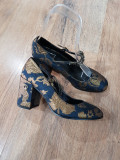 LICHIDARE STOC! Superbi pantofi dama LIU JO originali noi brocart + piele 37, Cu toc