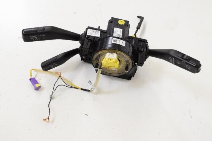 Maneta semnalizare ștergătoare VW PASSAT B6 3C2 2007 OEM: 3C0953549L | 10633023