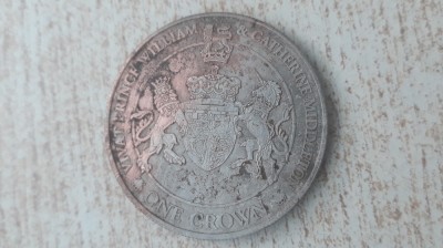 Tristan da Cunha - One Crown 2011 foto