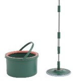 Kitul Dreamramp de curatare geamuri , contine tija , racleta si 5 rezerve , culoare verde.