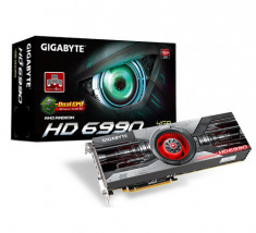 ATI RADEON GIGABYTE HD 6990 foto