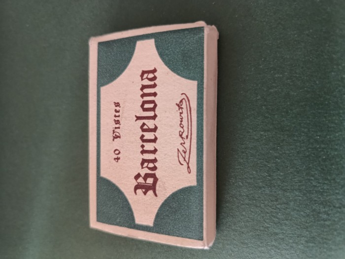 Bloc 40 imagini pliate din BARCELONA , alb negru dimensiune 7 cm x 5 cm